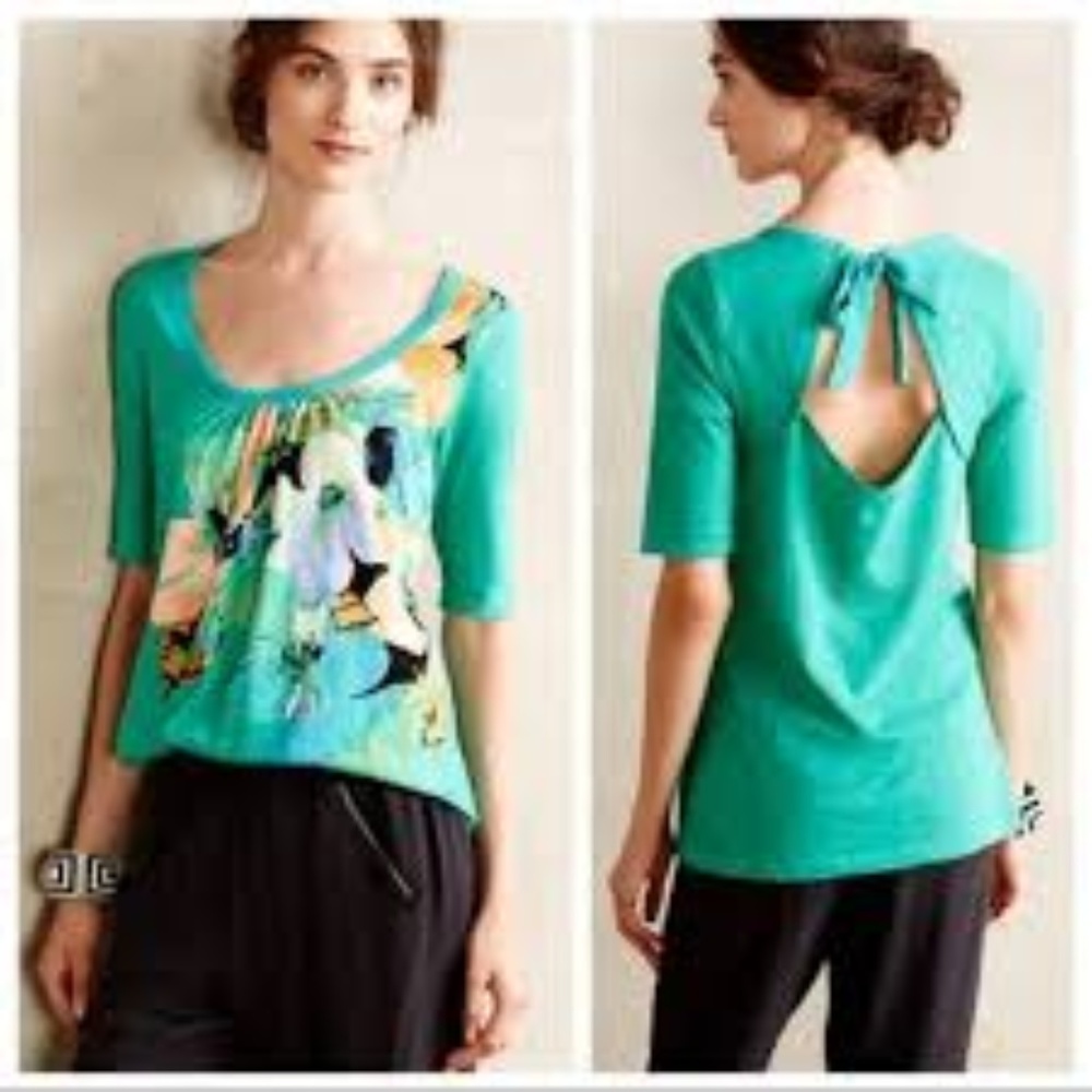 Anthropologie Akemi Kin Green  Bow Back Floral Top
